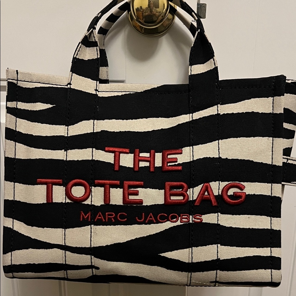 Marc Jacobs Medium Tote